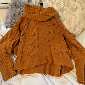 Turtleneck sweater 🤍